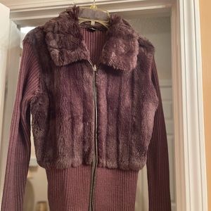 Brown sweater with fur